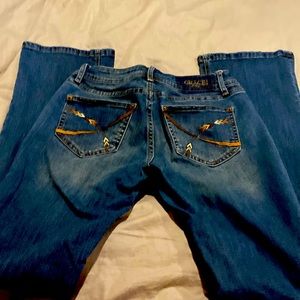 Boot cut jeans